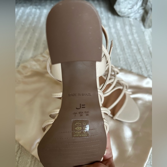 Sandals - Picture 5 of 5